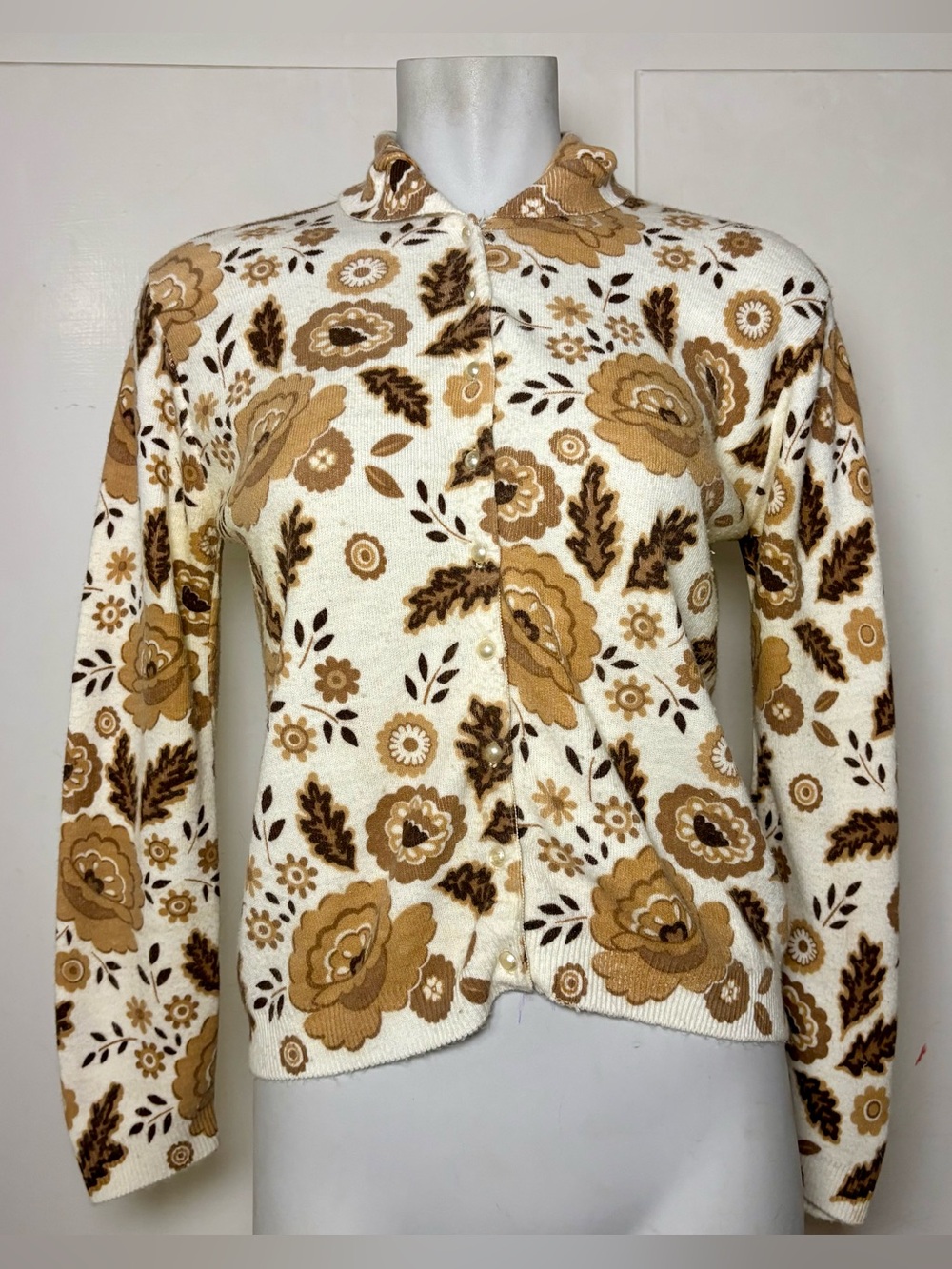 Vintage 60s Carol Brent Acrylic Brown Groovy Floral Collared Cardigan Sweater